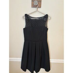 Tahari Arthur S Levine Petite Size 6P Black Pleated Dress Polka Dot Trim Party